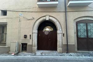 2 LOCALI A BARONISSI