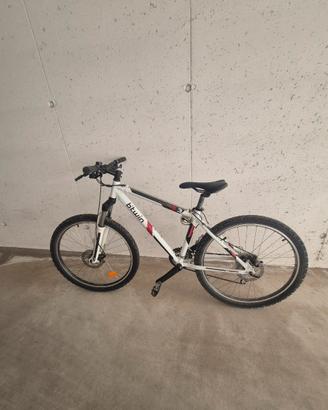 Mountain bike btwin