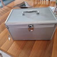 valigetta metallo con chiavi 