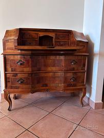 Scrivania vintage con ribalta