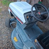 trattorino rasaerba MTD 