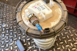 POMPA CARBURANTE PEUGEOT 208 ANNO:2022