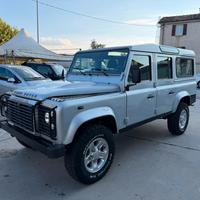 Land Rover Defender 110 2.4 TD4 Station Wagon N1