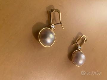 Orecchini perle mabe’ e brillanti e oro giallo