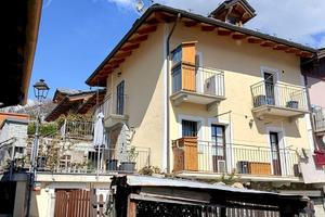 Alloggio con terrazzo