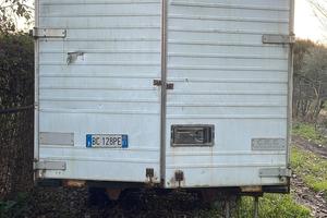 Solo per pezzi di ricambio