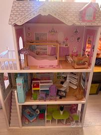 Casa delle bambole/barbie in legno