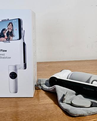 Insta360 Flow stabilizzatore