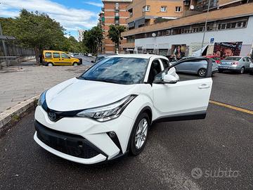 Toyota C-HR C-HR I 2020 1.8h Active e-cv
