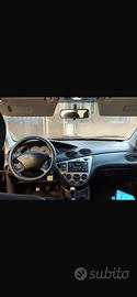 Ford focus 1 serie anno 2002