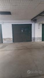 Garage 16 Mq seminterrato Modena est
