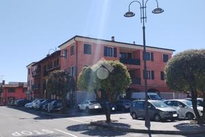 NEGOZIO A AZZANO MELLA