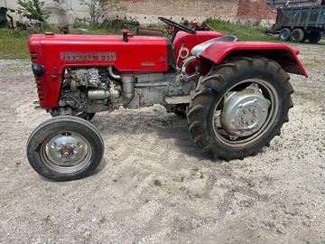 TRATTORE USATO D'EPOCA FARMALL 30 CAVALLI