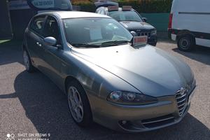 Alfa Romeo 147 1.9 JTD (120) 5 porte Progression