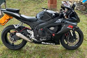Suzuki GSXR 600 2007 - 6500 Trattabili
