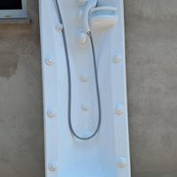 colonna ad angolo per doccia 