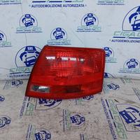 AUDI A4 2011 FANALE POSTERIORE DX