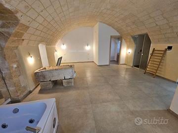 Grottaglie centro storico indipendente e ristruttu