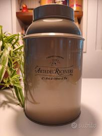 Boite in latta dorata