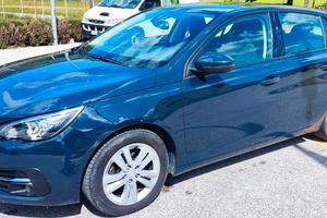 PEUGEOT 308 3ª serie - 2019 - Diesel - Km 70.000