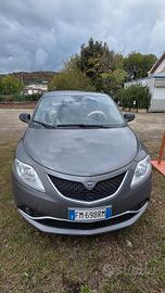 Lancia Ypsilon Gold 2017