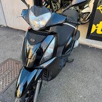 Kymco People 300 S - 2012 - PERMUTE