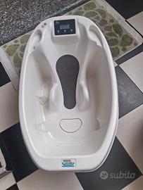 vasca con bilancia per neonati