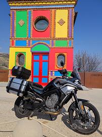 Cf moto 800 mt sport