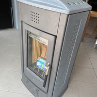 Stufa a legna NUOVA e915 Piazzetta