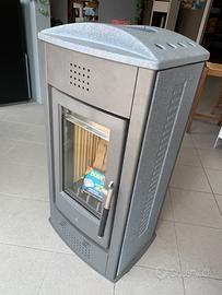 Stufa a legna NUOVA e915 Piazzetta