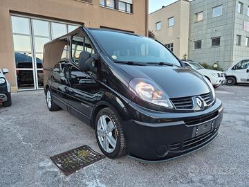 RENAULT TRAFIC 8 POSTI VERGLAST