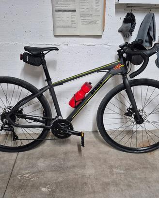 bicicletta gravel 44
