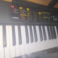 Yamaha psr f52