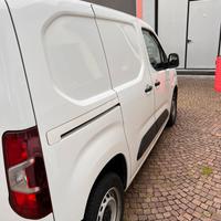 Vendita furgone Opel Combo