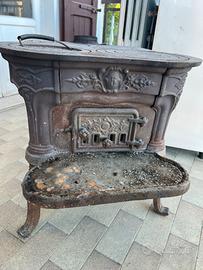 Stufa economica d’epoca in ghisa – primi ‘900