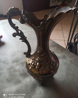 vaso in ottone vintage 