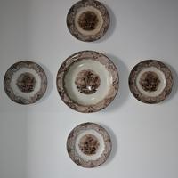 5 piatti antichi da appendere a muro