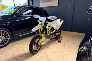 Husqvarna 701 Supermoto 75CV 09/2022