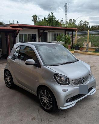 Smart Fortwo BRABUS 109 CV Twinamic - Xclusive