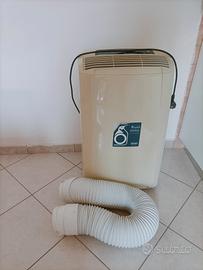 condizionatore pinguino De'Longhi 10.500BTU
