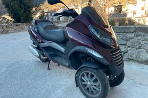 Piaggio MP3 250 – 34.000 km + casco
