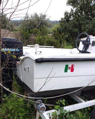 barca trimarano 4 mt