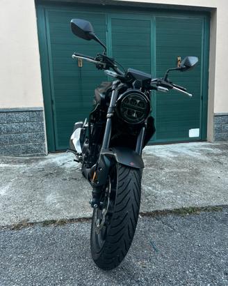 CB 300 r
