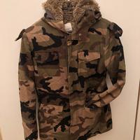 Giacca militare mimetica Subdued con pelliccia tgS