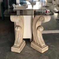 Tavolino design con 2 basi in pietr