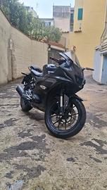 YAMAHA YZF R125 2025 