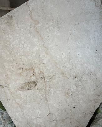 Marmo grezzo simil travetino stock