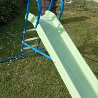 Scivolo da giardino.