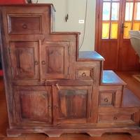 Mobiletto etnico a gradoni