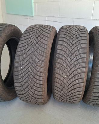 Pneumatici invernali Hankook- 205/55 R16